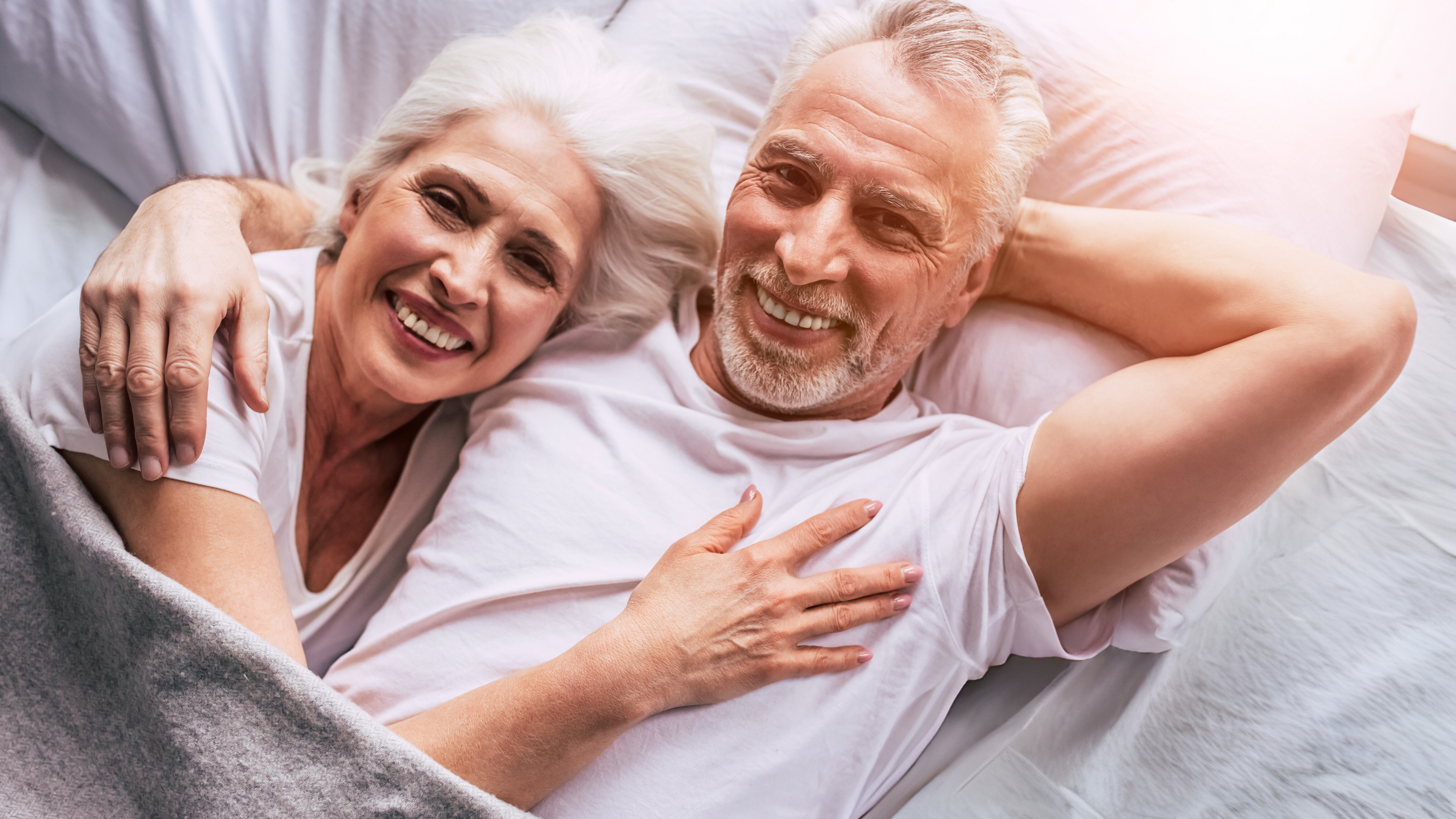 6 Thoughtful Gift Ideas for Your Parents & Family (That They’ll Actually Use!) 🎁